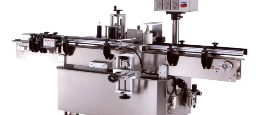 Etikettiermaschine (seitlich) von alpha pack GmbH