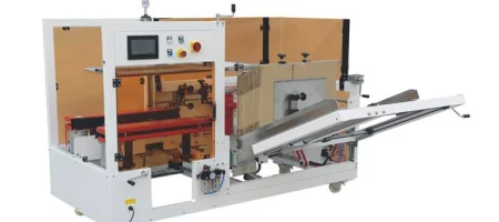 Vertikaler Kartonaufrichter KPM-20TX von alpha-pack GmbH